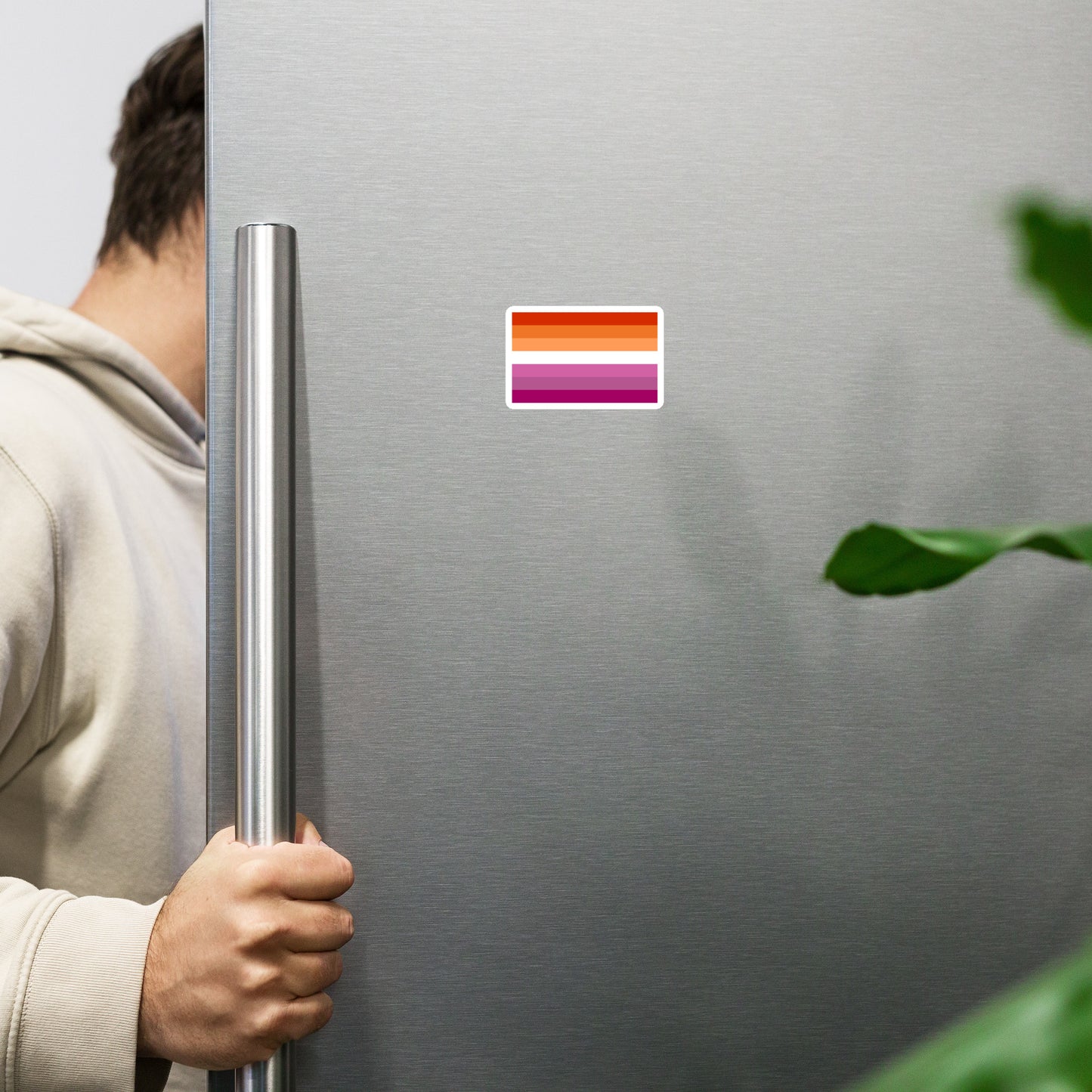 Magnet- Lesbian