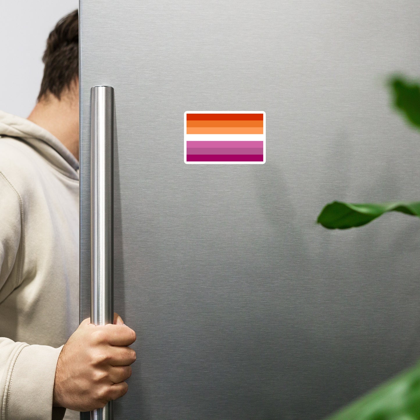 Magnet- Lesbian