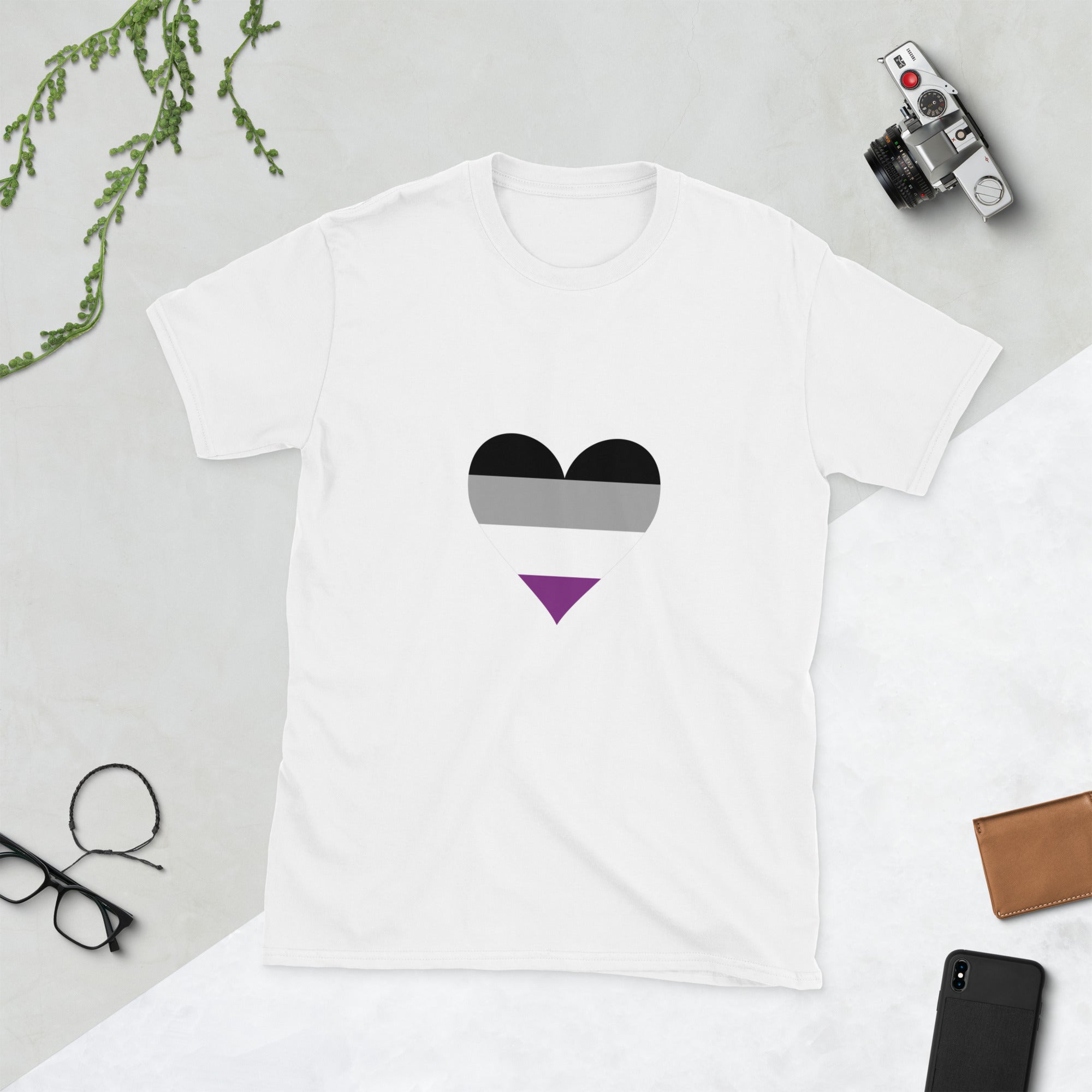 Short Sleeve Unisex T Shirt Asexual Heart