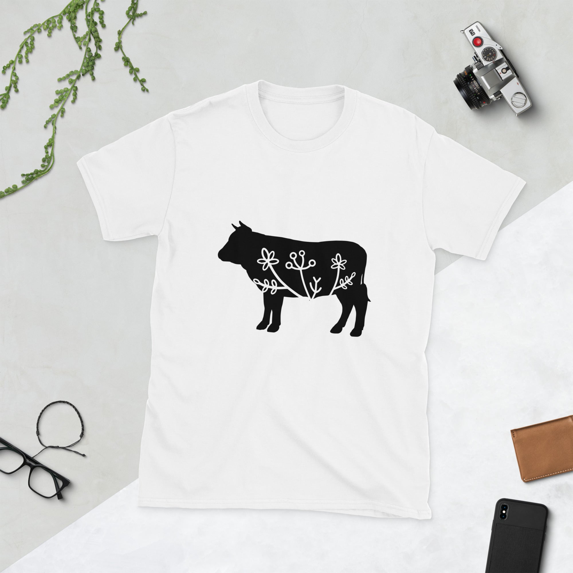 Short Sleeve Unisex T Shirt Bull
